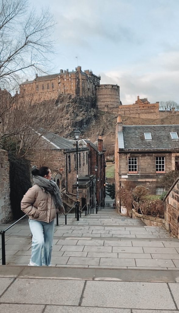 Moi Vennel Steps 588x1024